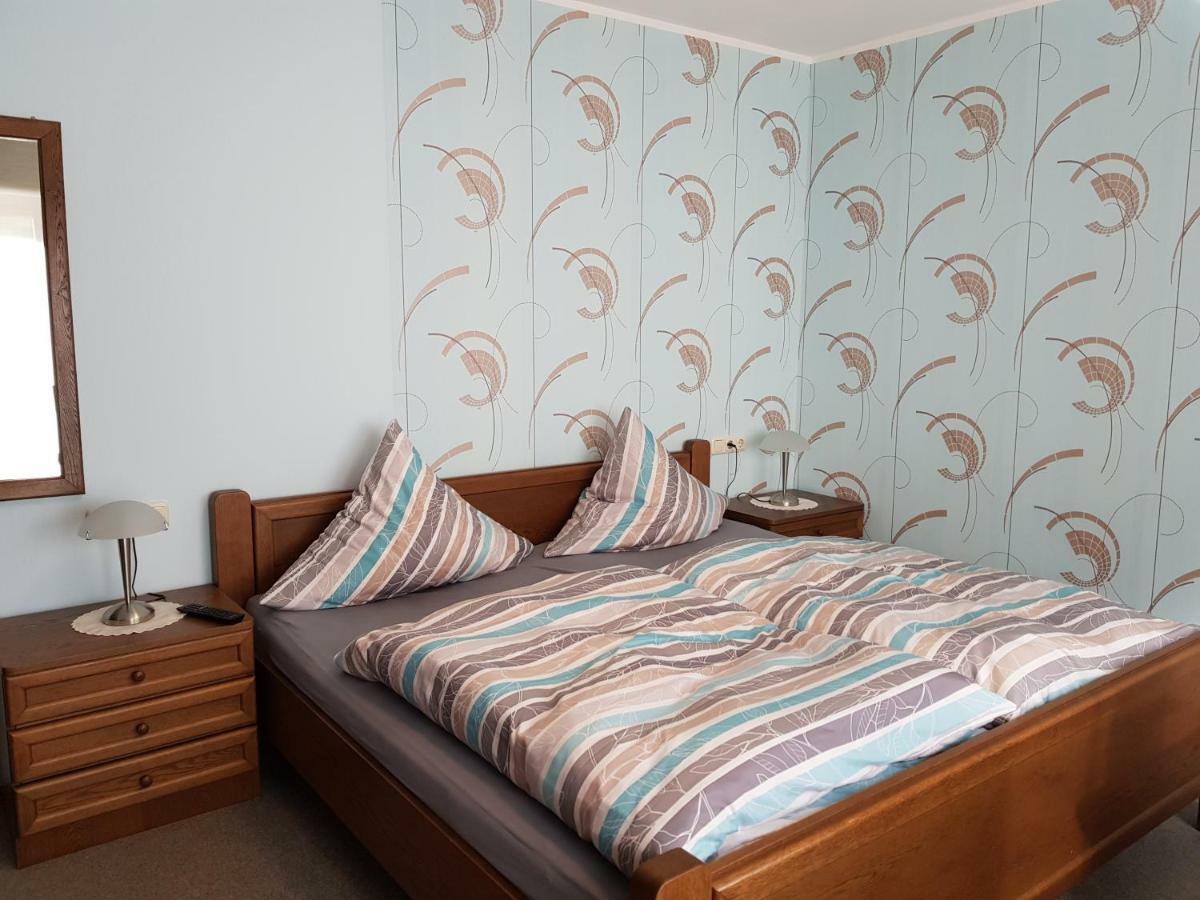 Wildensee Gaestehaus Cornelia מראה חיצוני תמונה